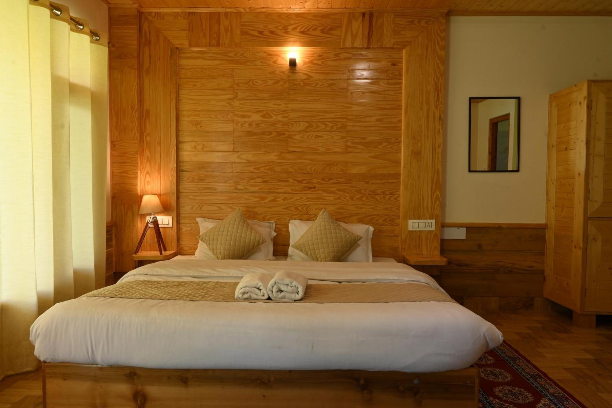 Cascade Mountain Retreat Manali Bed & Breakfast Exterior foto