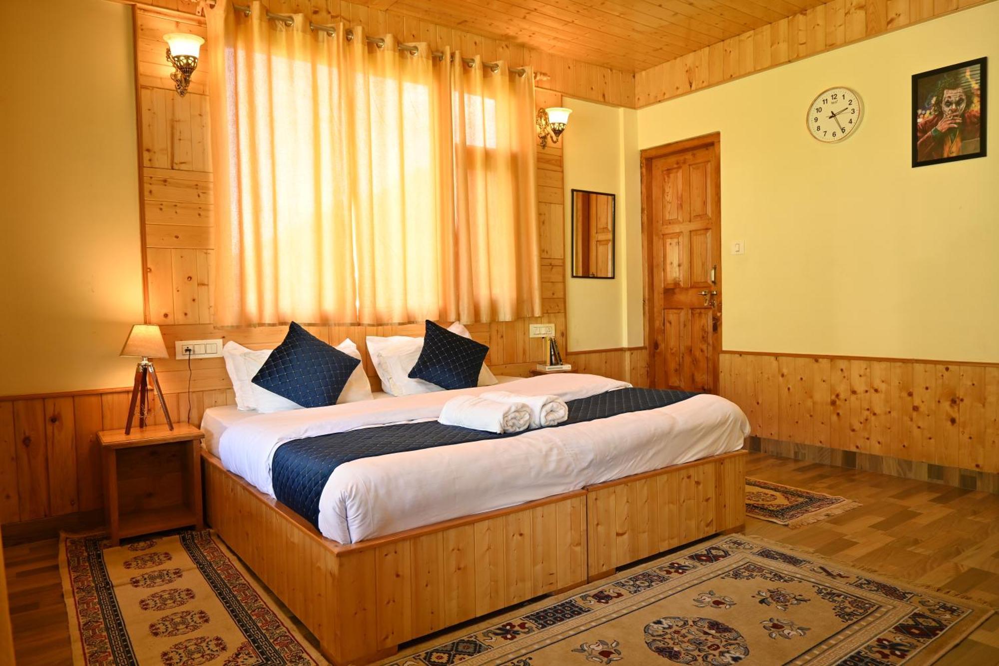 Cascade Mountain Retreat Manali Bed & Breakfast Exterior foto