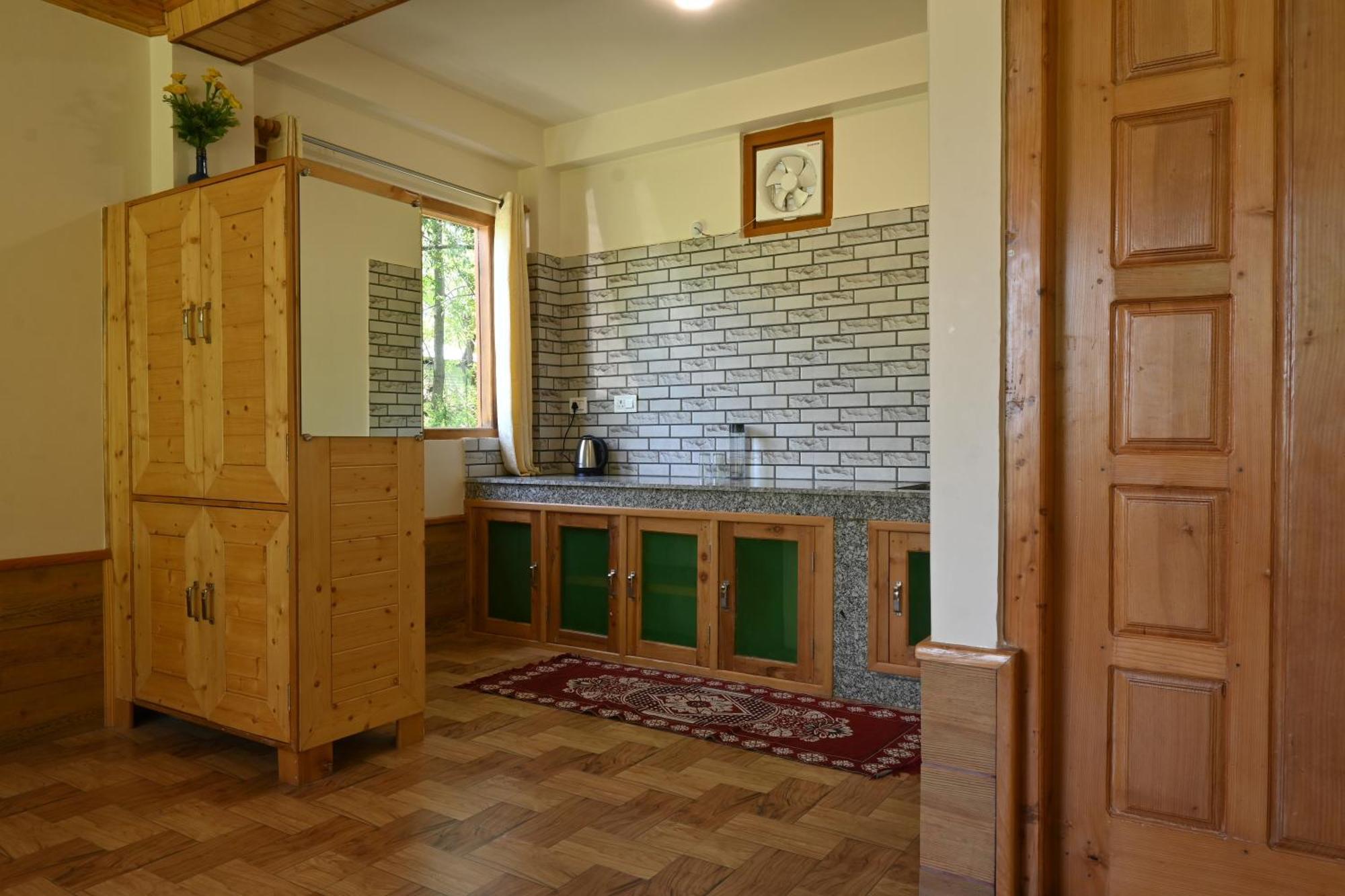 Cascade Mountain Retreat Manali Bed & Breakfast Exterior foto