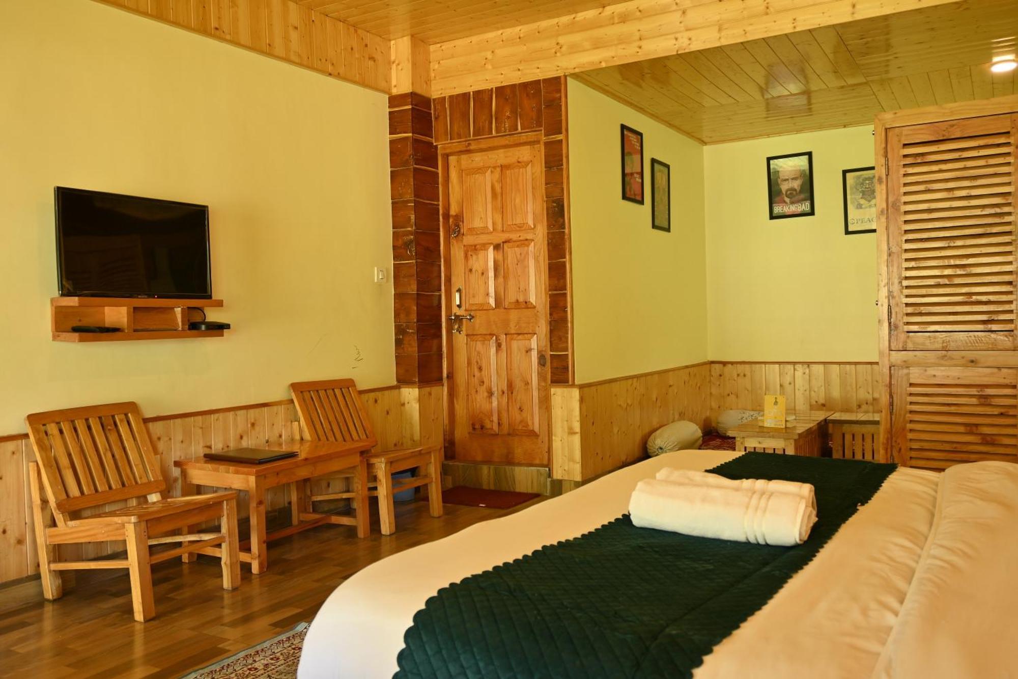 Cascade Mountain Retreat Manali Bed & Breakfast Exterior foto