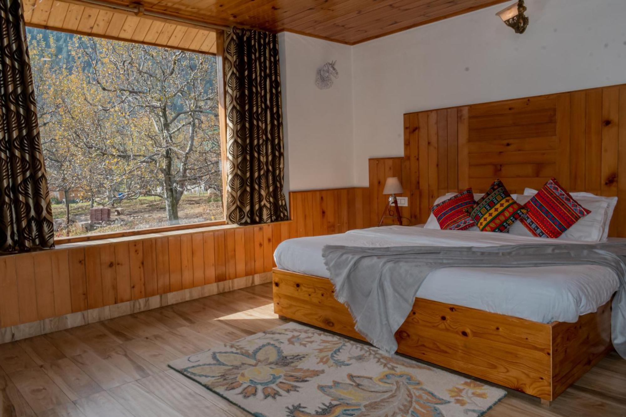 Cascade Mountain Retreat Manali Bed & Breakfast Exterior foto